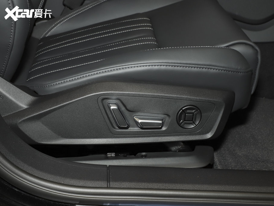 2023?yun)WA6L Ŀ 45 TFSI x