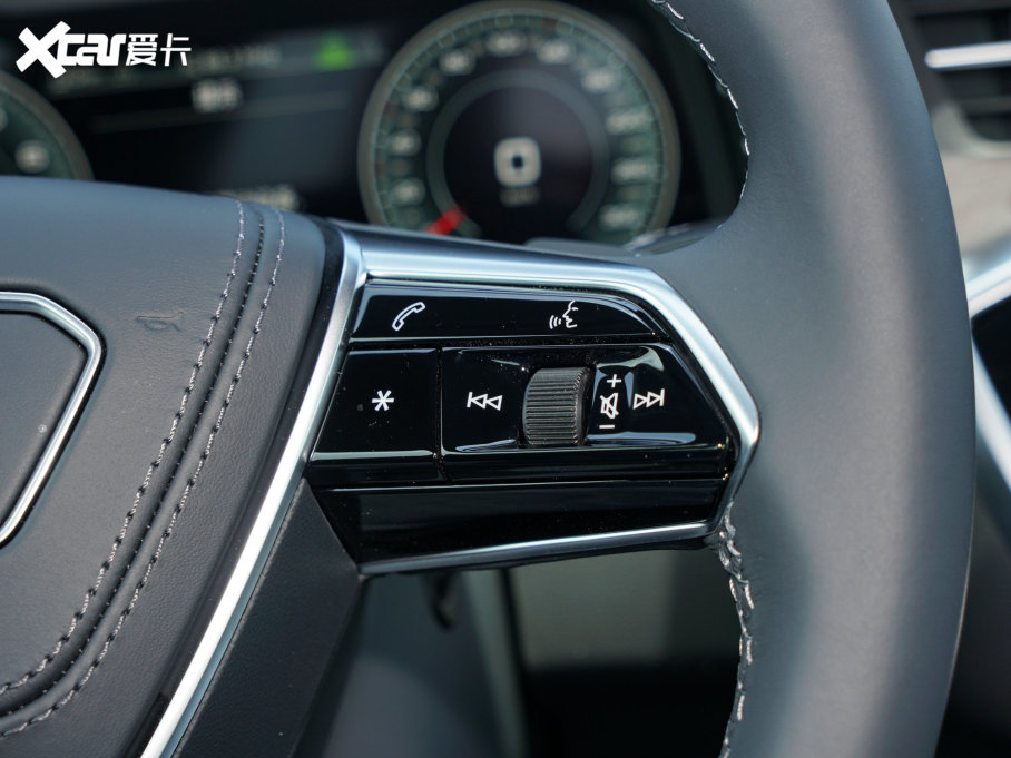 2023WA6L Ŀ 45 TFSI quattro xӸ