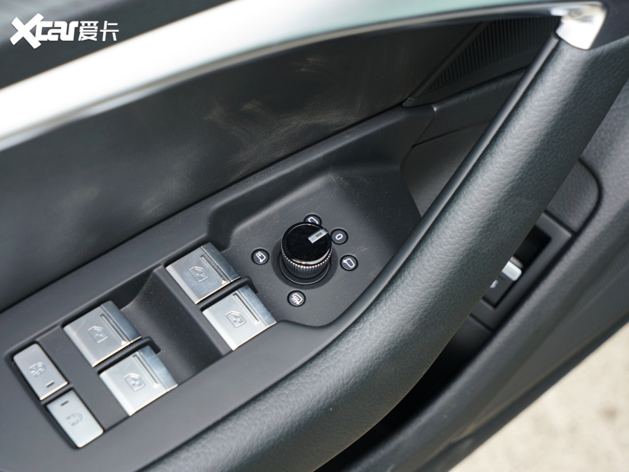 2023��W��A6L �Ŀ� 40 TFSI ���A������