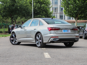 202345 TFSI quattro x(dng) 45