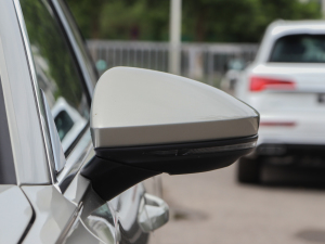 202345 TFSI quattro xӸ ^