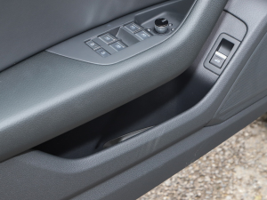 202345 TFSI quattro xӸ ǰTg