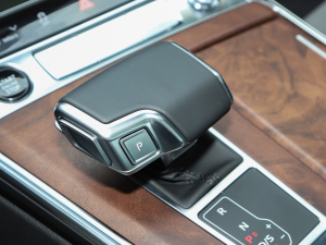 202345 TFSI quattro xӸ QU