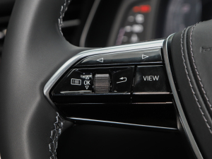 202345 TFSI quattro xӸ п؅^