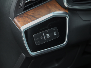 202345 TFSI quattro x(dng) п؅^(q)