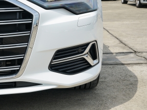 202355 TFSI quattro Ş ^