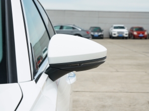 202355 TFSI quattro Ş ^