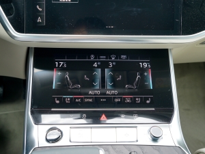 202355 TFSI quattro Ş {{