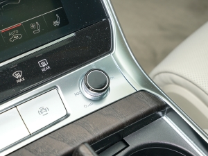 202355 TFSI quattro Ş {