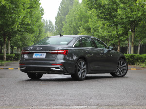 202355 TFSI quattro ŞӸ Һ45