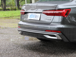 202355 TFSI quattro Ş(dng) Ś