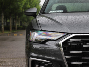 202355 TFSI quattro ŞӸ ^