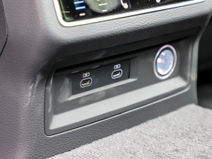 202355 TFSI quattro ŞӸ g