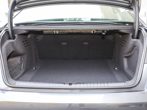 202345 TFSI quattro Ӹ g