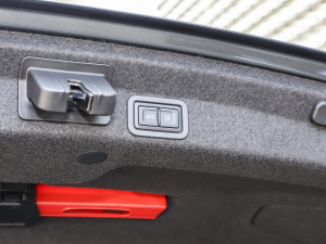 202345 TFSI quattro Ӹ g