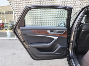 202345 TFSI quattro Ӹ ܇T