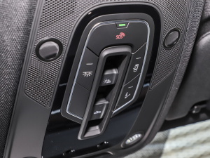 202345 TFSI quattro Ӹ п؅^(q)