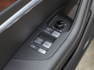 202345 TFSI quattro Ӹ п؅^