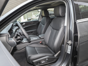 202345 TFSI quattro  {