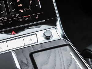 202345 TFSI quattro  {(ji)