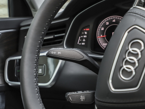 202345 TFSI quattro  п؅^