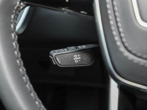 202345 TFSI quattro  п؅^