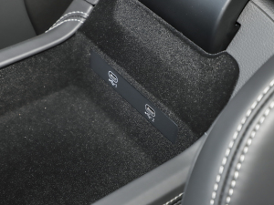 202345 TFSI quattro  п؅^