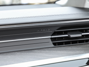 202345 TFSI quattro  п؅^