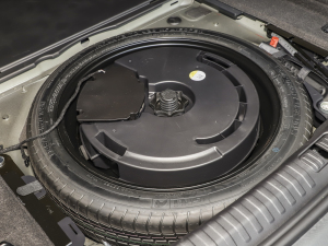 202345 TFSI quattro  ̥