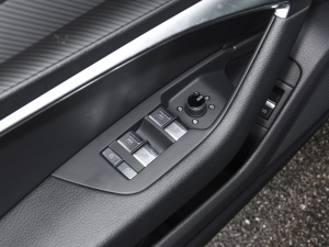 202340 TFSI A {܇ƅ^	