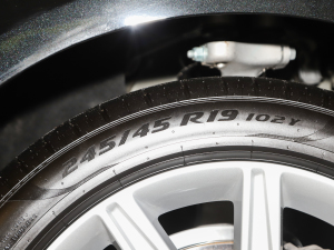 202345 TFSI xӸ ݆̥ߴ