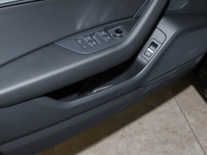 202345 TFSI xӸ ǰTg