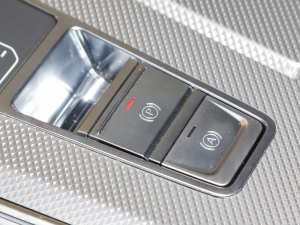 202345 TFSI xӸ v܇Ƅ