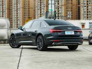 202355 TFSI quattro  45