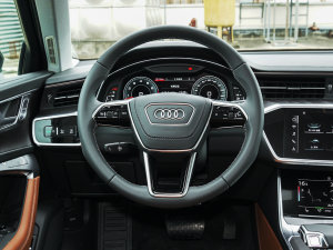 202355 TFSI quattro  P