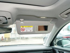 202355 TFSI quattro  ꖰ壨ң