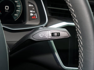 202355 TFSI quattro  п؅^