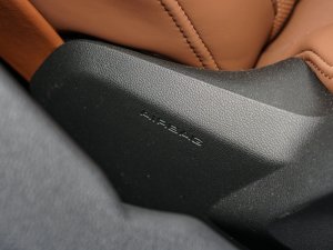 202355 TFSI quattro  п؅^