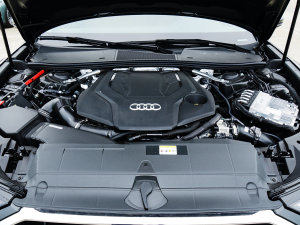 202355 TFSI quattro  lәC