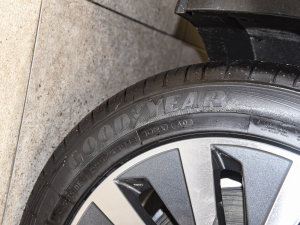 202345 TFSI x ݆̥Ʒ