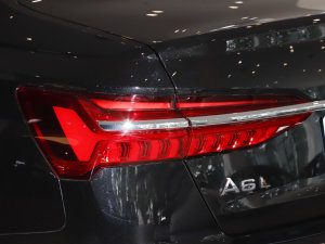 2023Ŀ 45 TFSI xӸ β