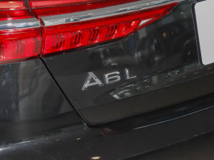 2023Ŀ 45 TFSI xӸ ^