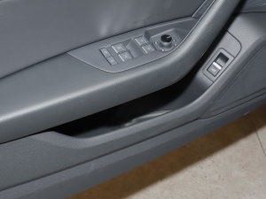 2023Ŀ 45 TFSI xӸ ǰTg