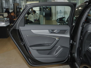 2023Ŀ 45 TFSI xӸ ܇T