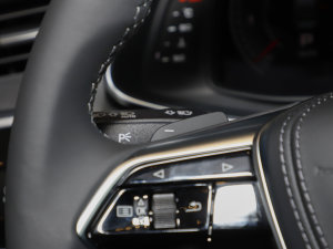 2023Ŀ 45 TFSI xӸ п؅^