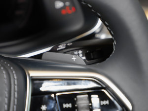 2023Ŀ 45 TFSI xӸ п؅^