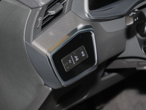 2023Ŀ 45 TFSI xӸ п؅^