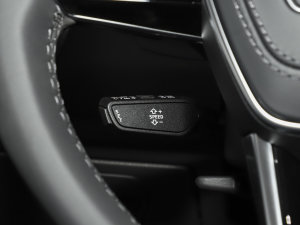 2023Ŀ 45 TFSI x п؅^