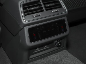 2023Ŀ 45 TFSI x п؅^