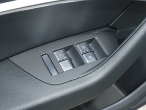 2023Ŀ 45 TFSI quattro xӸ ܇ƅ^(q)